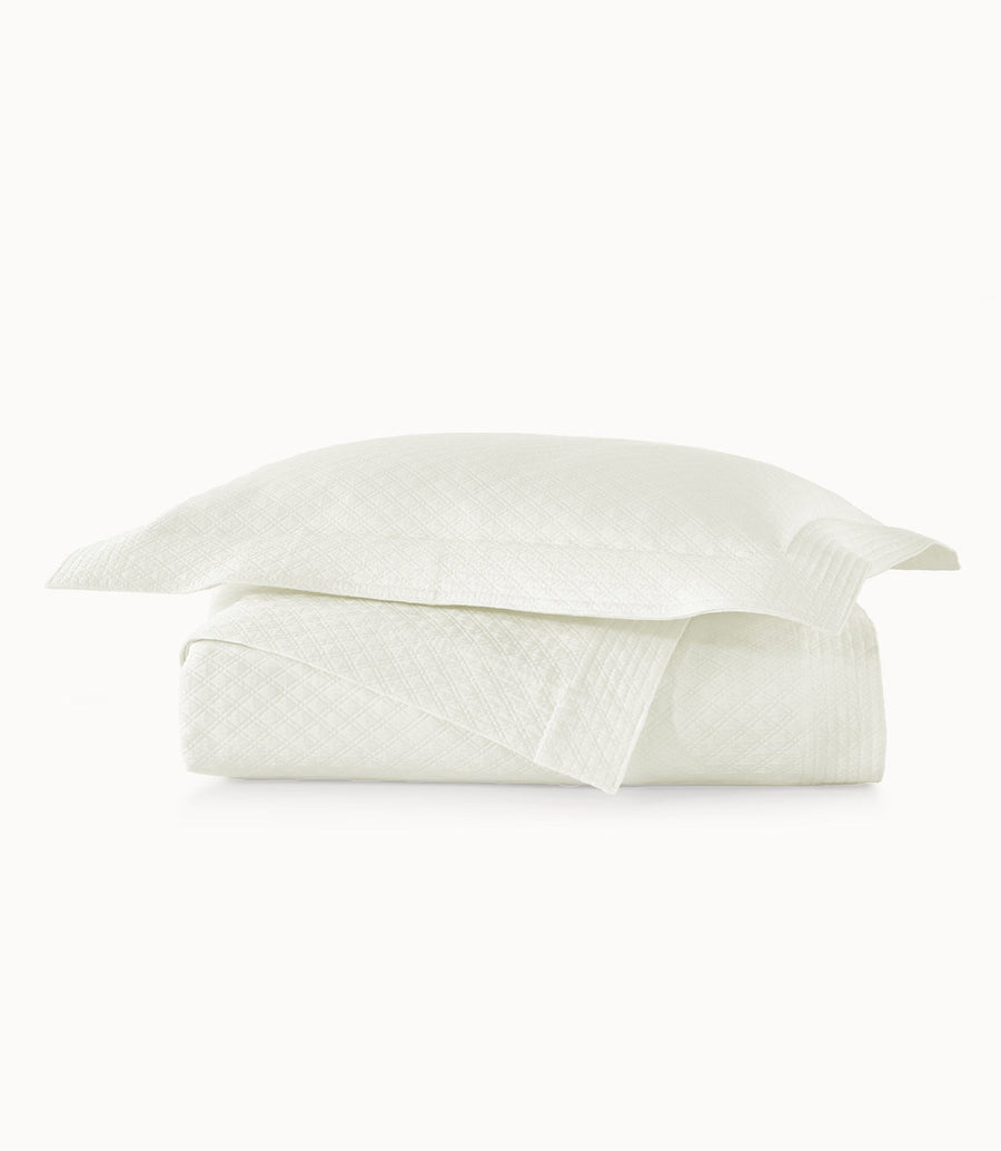Alyssa Matelassé Coverlet