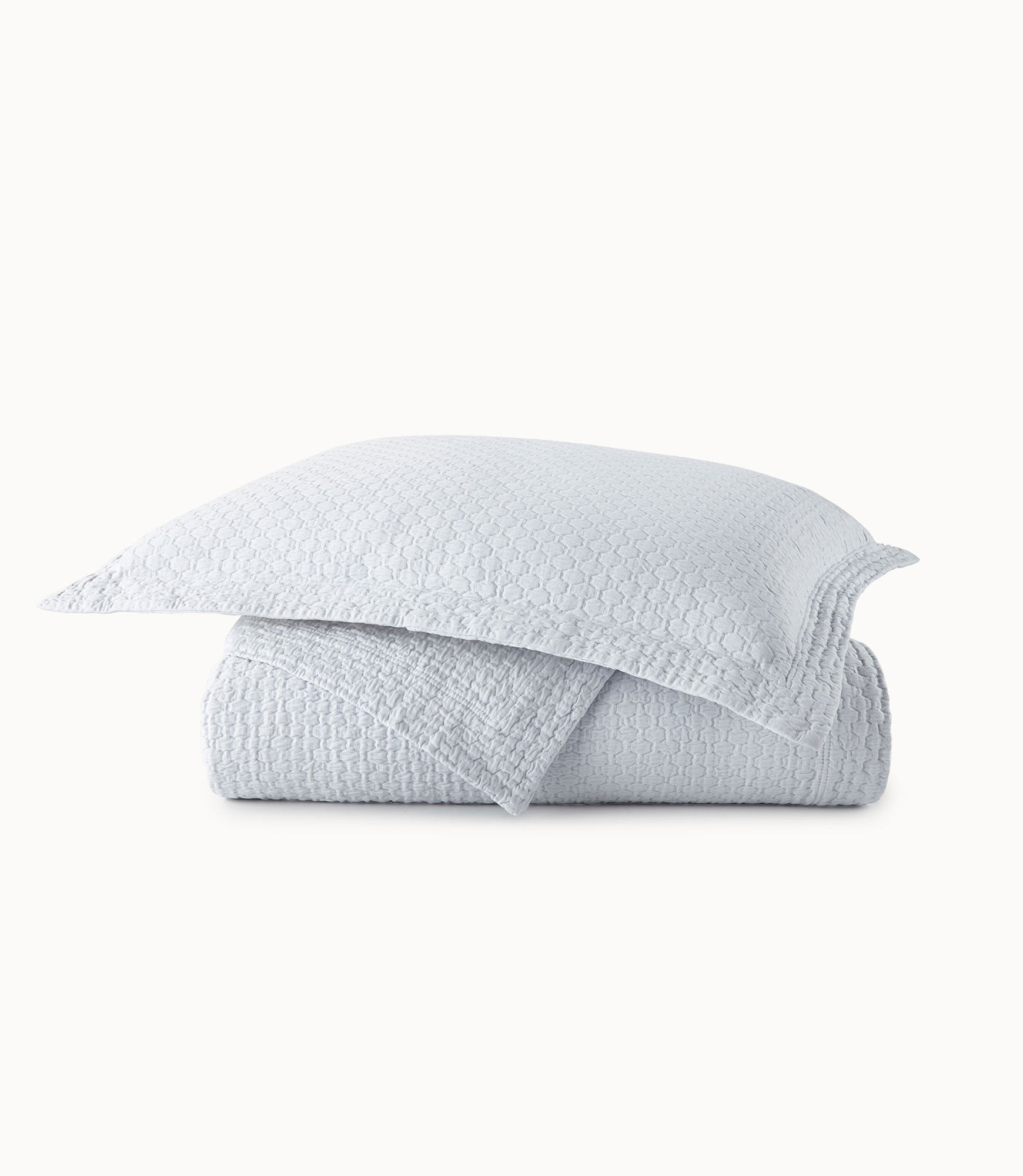 Juliet Matelassé Coverlet