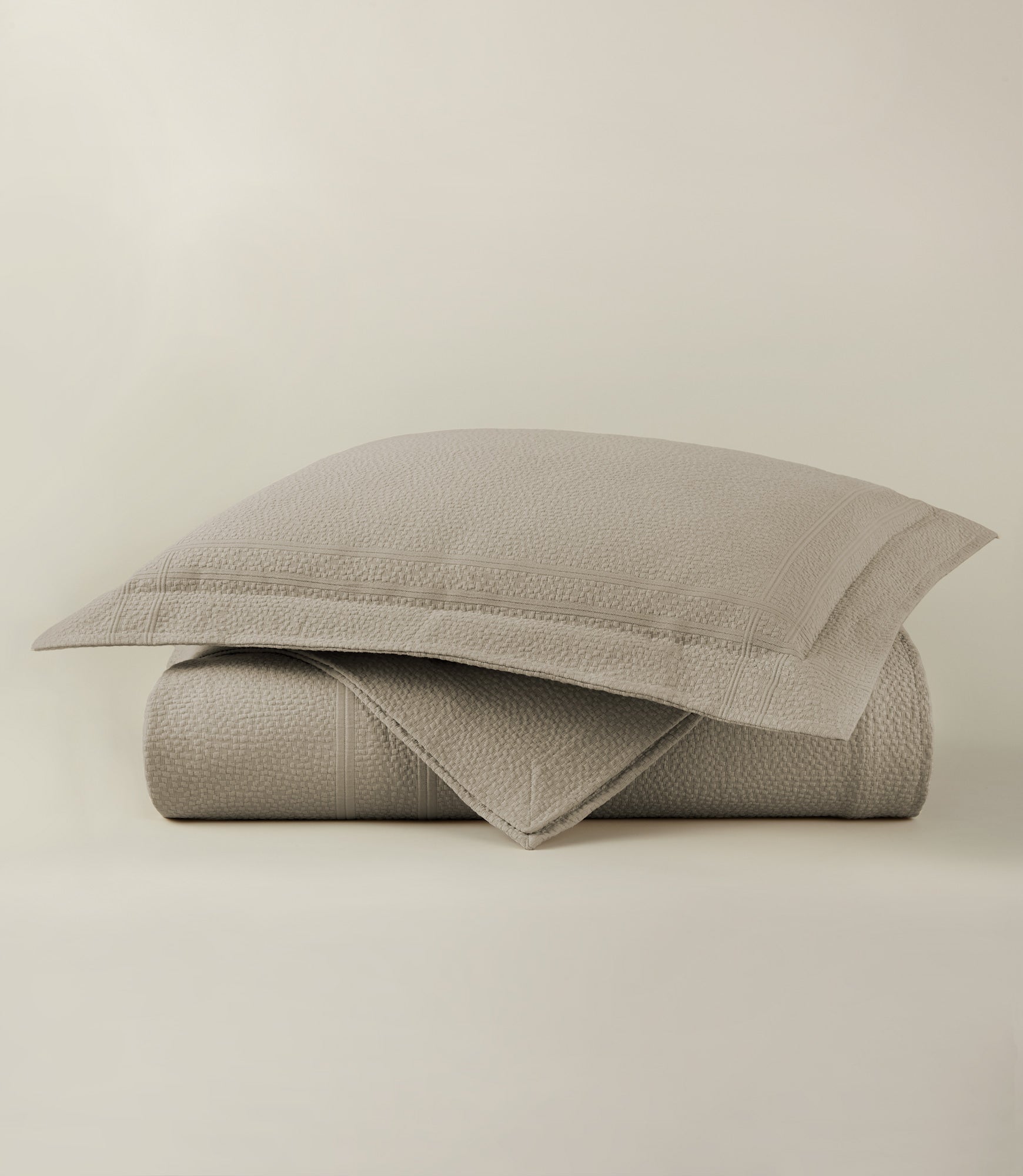 Montauk Matelassé Coverlet