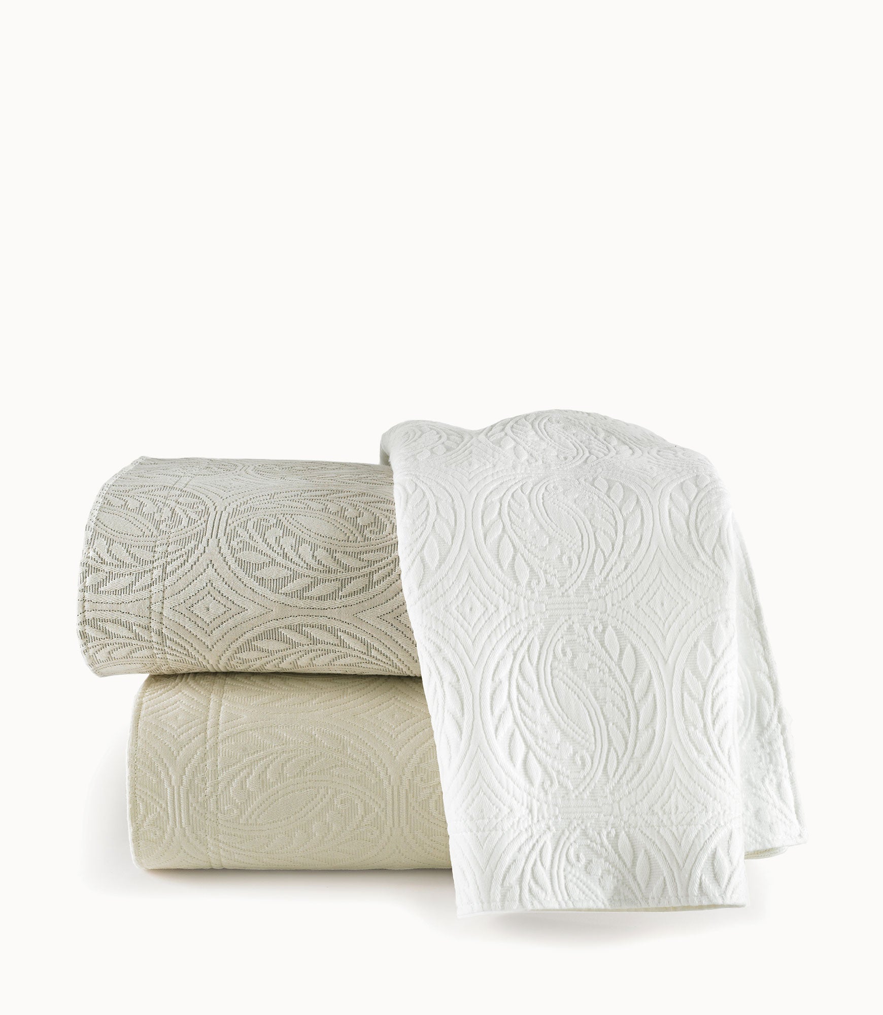 Vienna Matelassé Coverlet