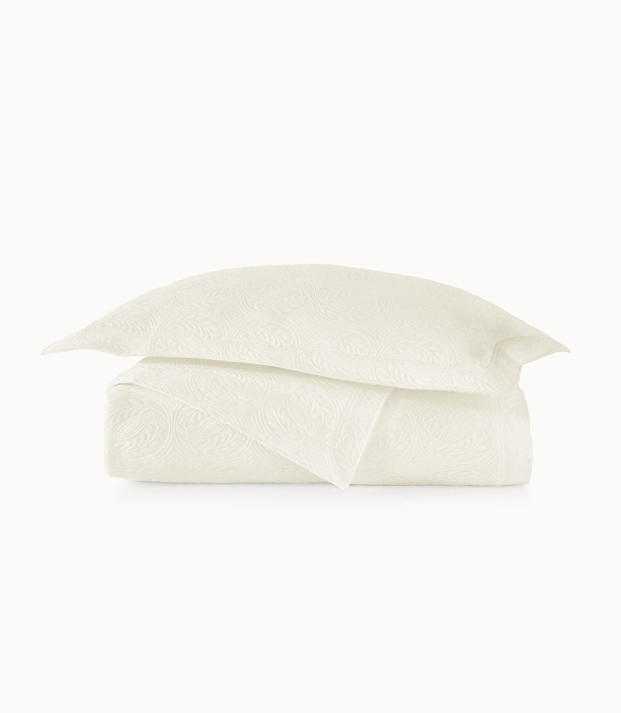 Vienna Matelassé Coverlet
