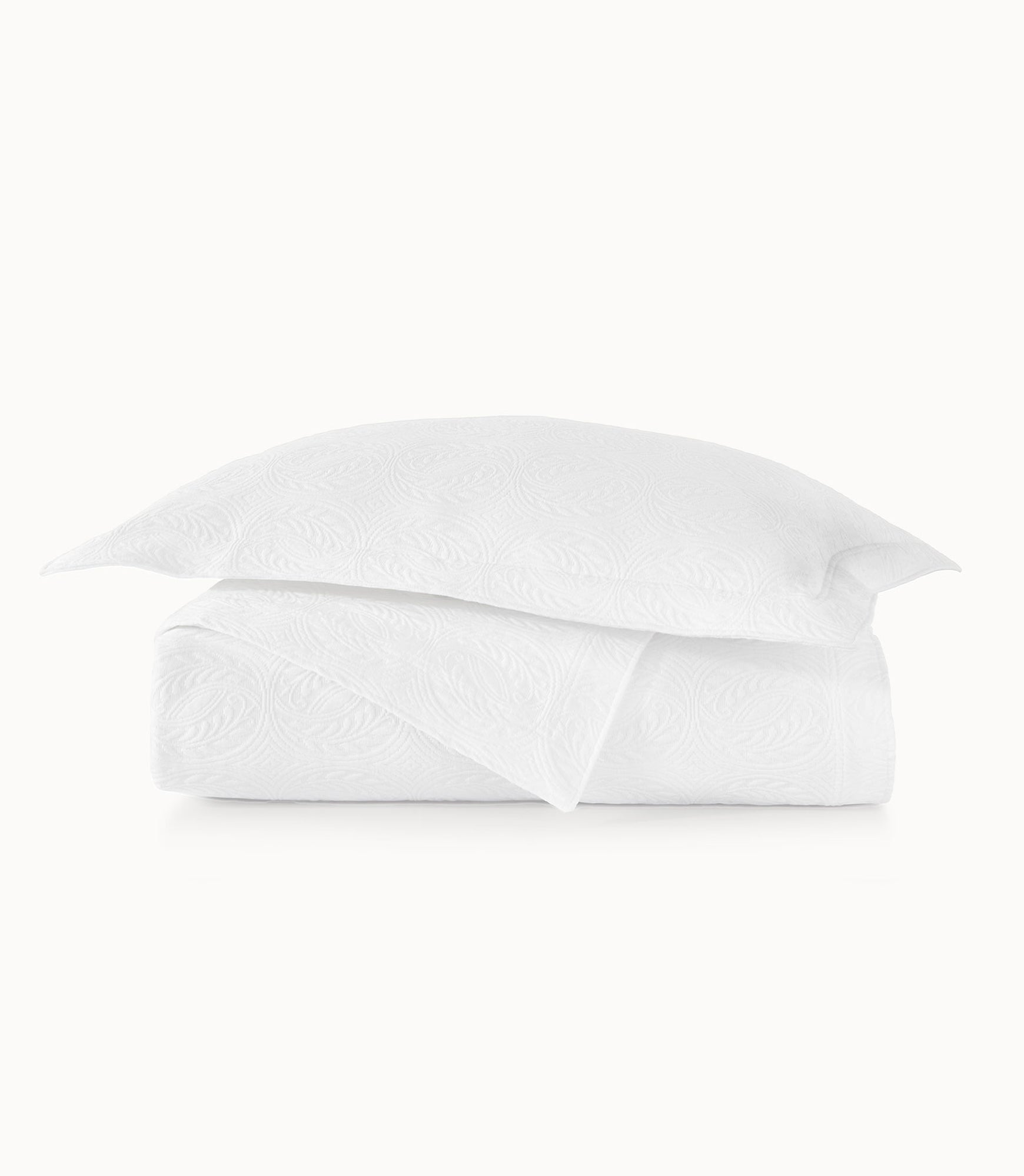 Vienna Matelassé Coverlet