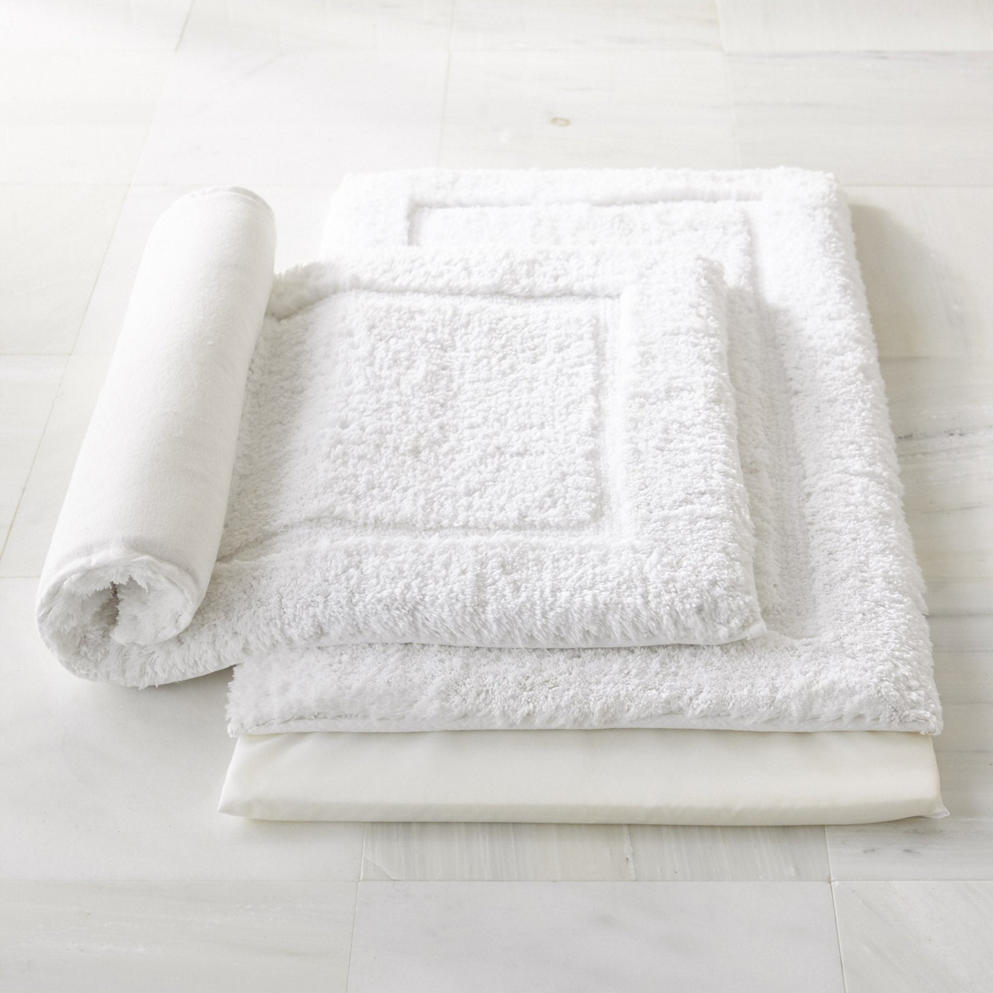 Tiffany Cloud Bath Rug